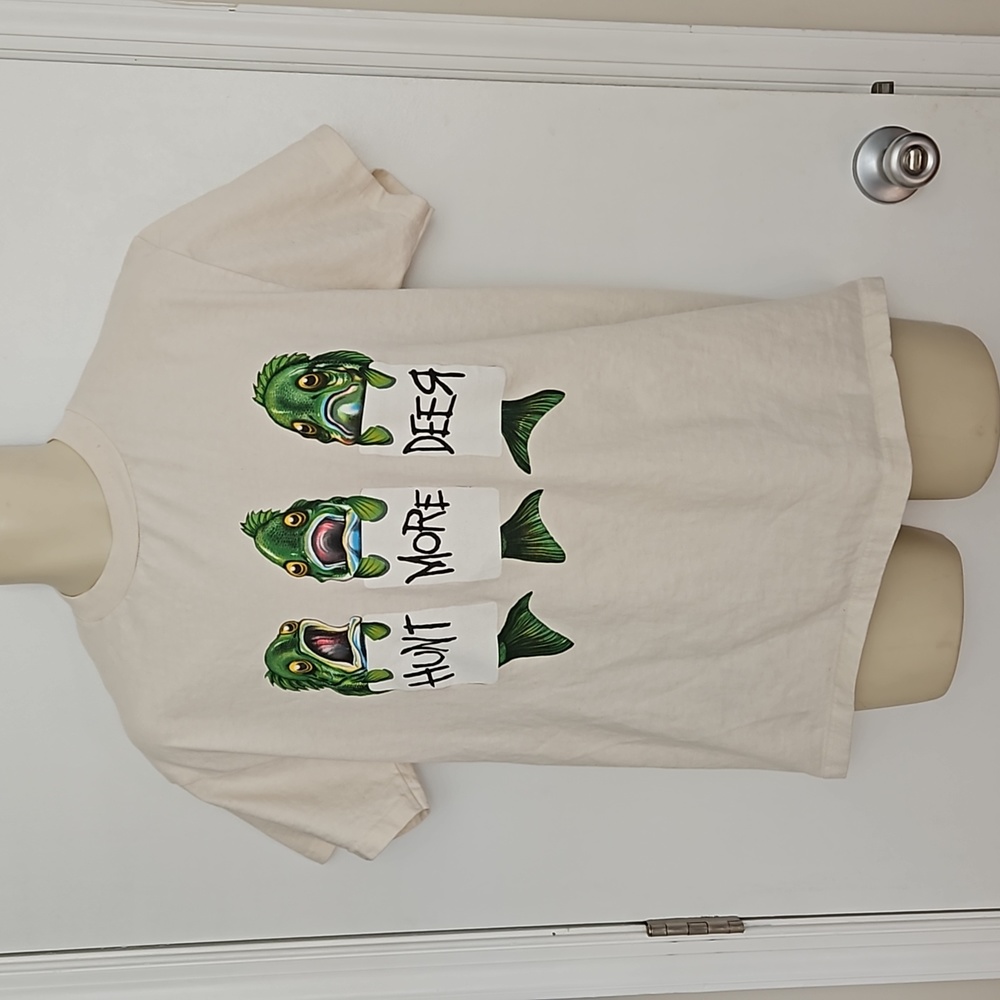 James River Outfitters Fishing, Deer Hunting Shirt Size M